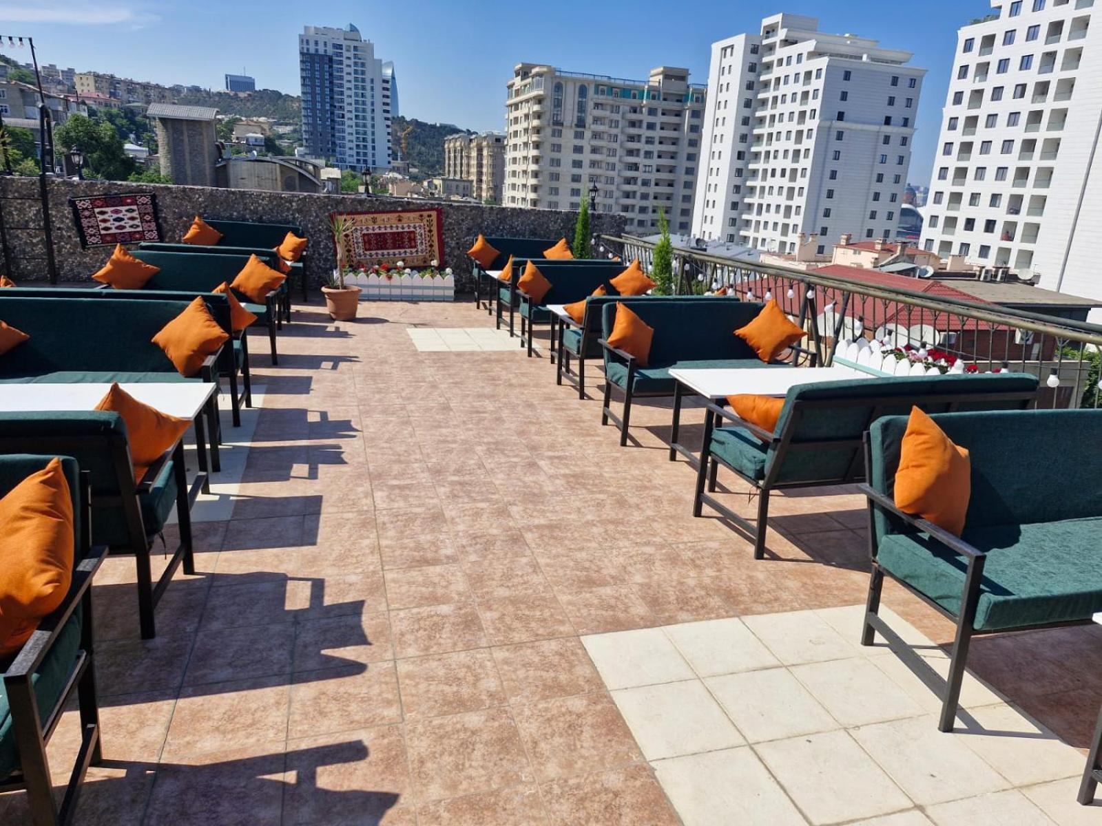 Nur Hotel & Terrace Cafe Baku Exterior photo