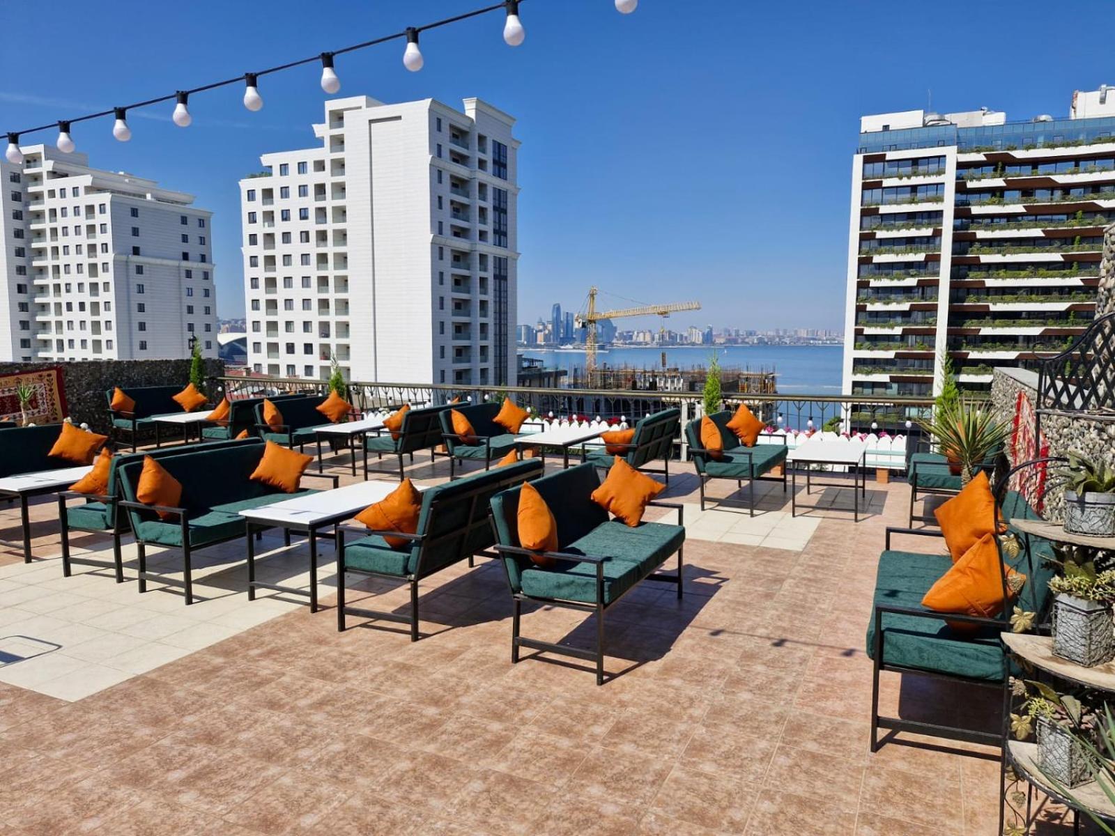 Nur Hotel & Terrace Cafe Baku Exterior photo